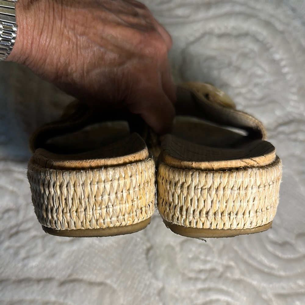 Anne Klein Akviena Women's Woven Slide Sandals - Picture 6 of 10